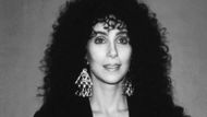 Cher at the Golden Globe Awards (Image via Golden Globes)